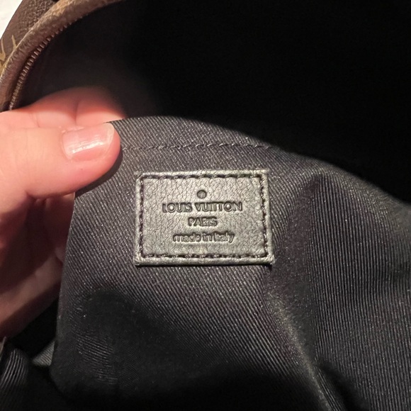 Louis Vuitton Palm Springs mm backpack - Picture 9 of 10